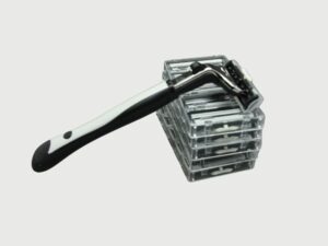 Deluxe Shaving Razor Set (Reusable handle)
